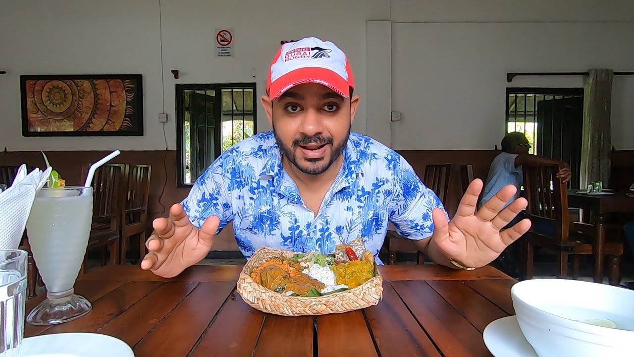 ලංකාවෙ විදිහට පිරිසිදු බත් එකක් කමු | Sri Lankan Rice and Curry @YourManJerry