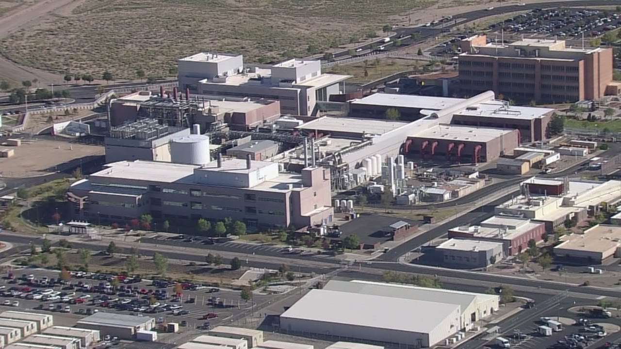 Feds to extend Lockheed Martin contract