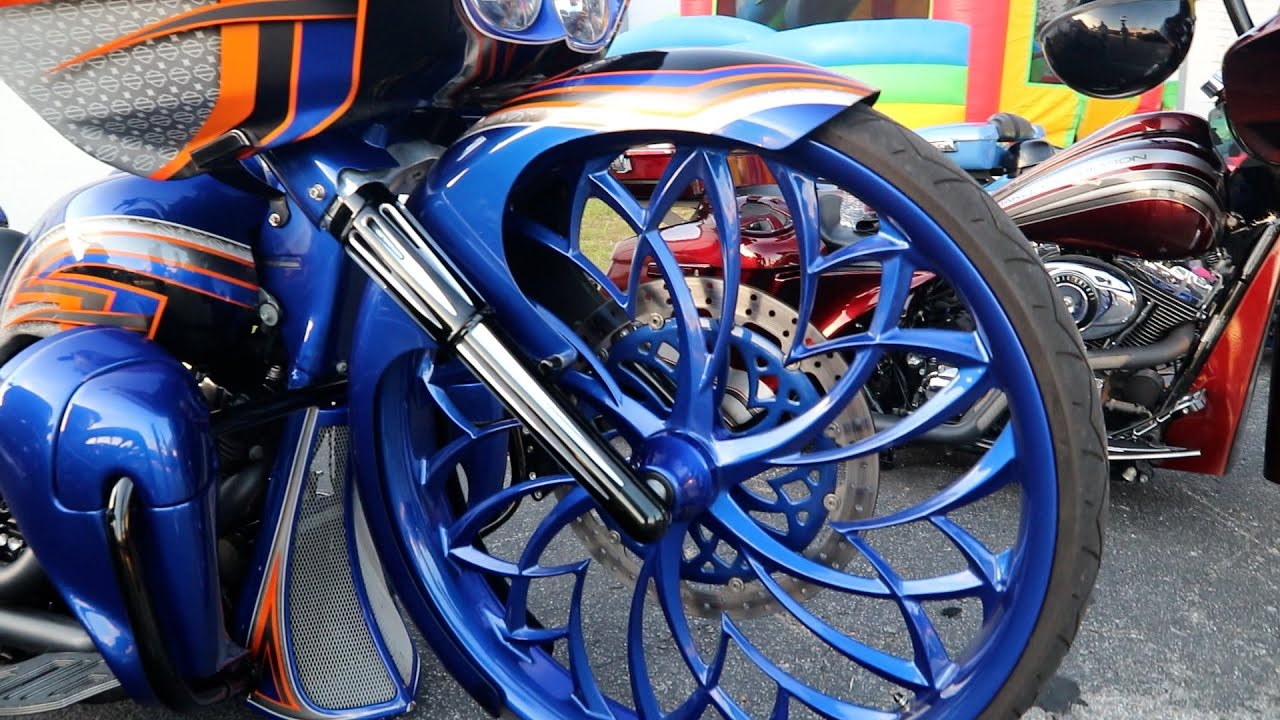 Custom Bagger Motorcycles, All Blue 34 inch Wheels, 30 Inch Wheels, Custom Paint