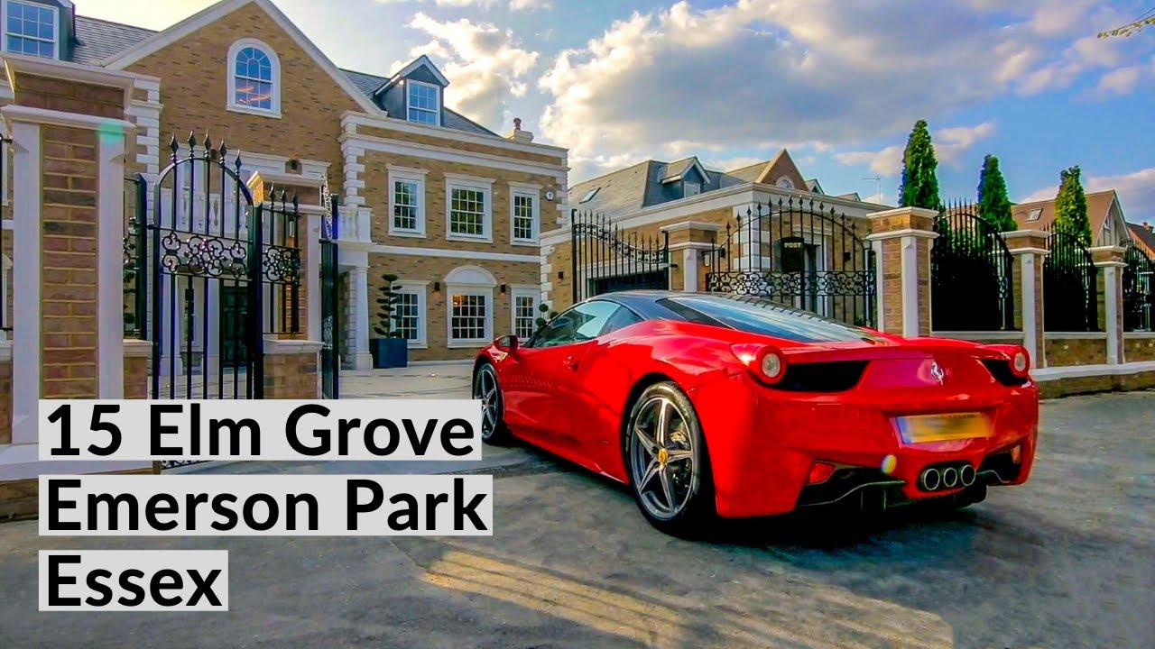UK Luxury property at 15 Elm Grove, Emerson Park, Essex - step inside - FJcam Productions