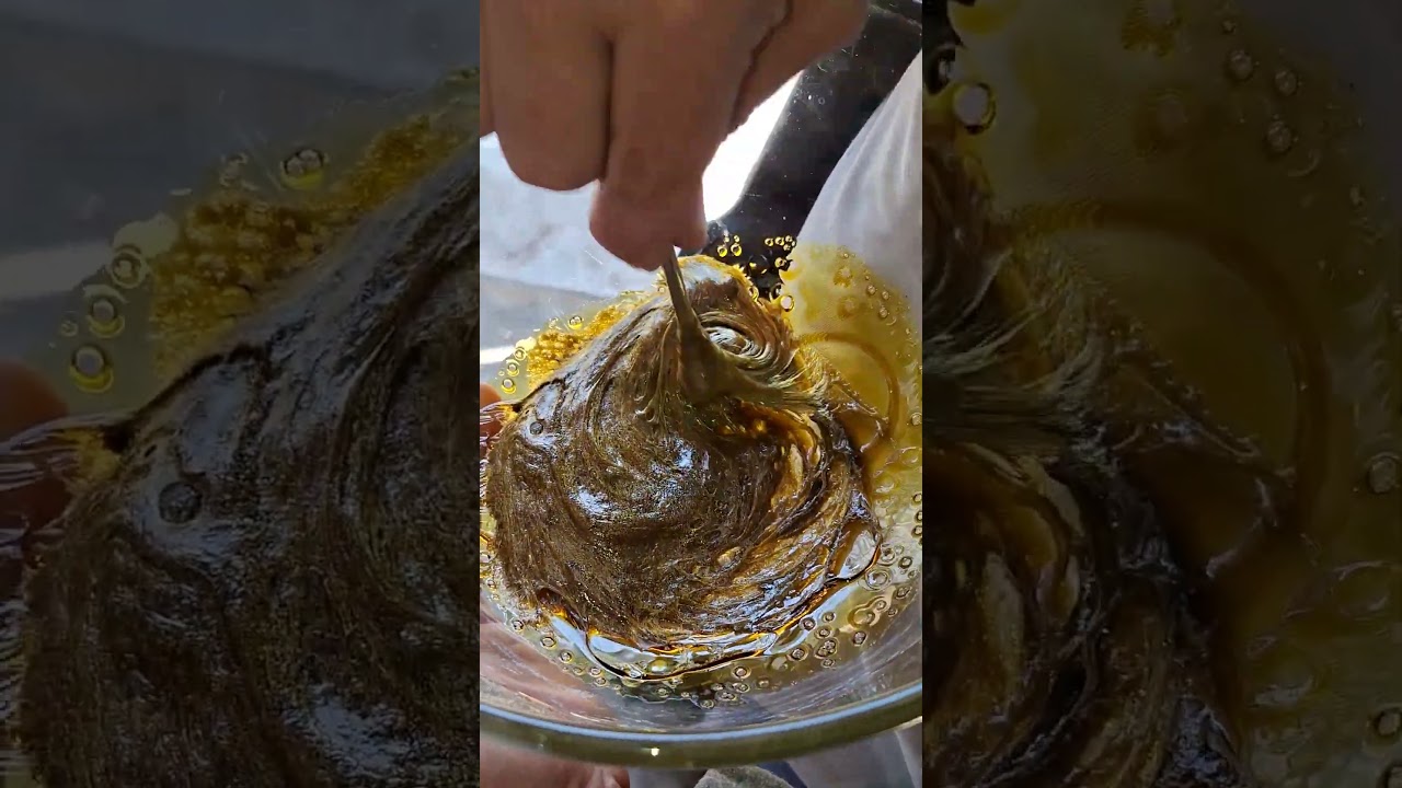 Aerating some BHO oils.. Aiming to get the rosin to crystallize.. Experiment 1.0..
