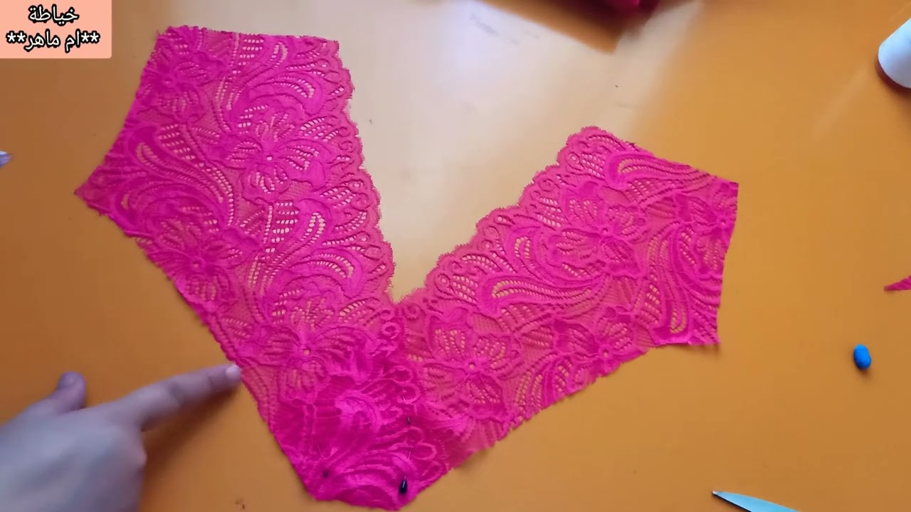 موديل كتان بالدانتيل 🤗