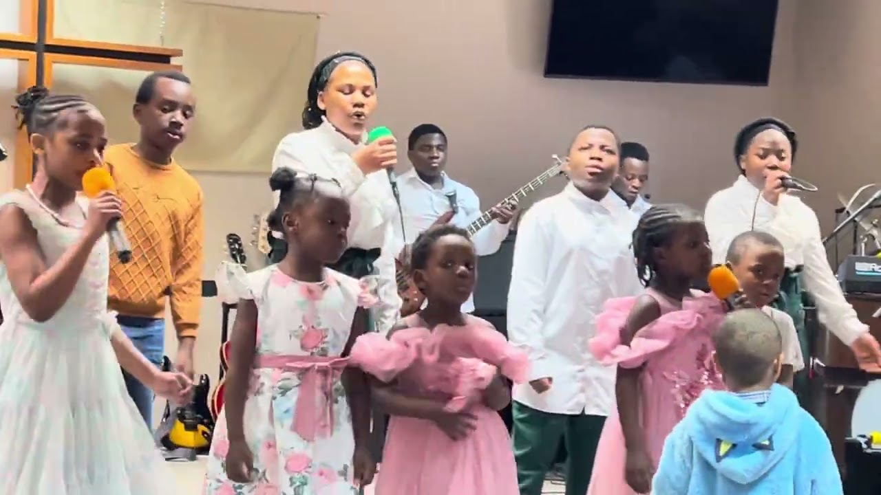 Niyeye bwana wangu (love choir)