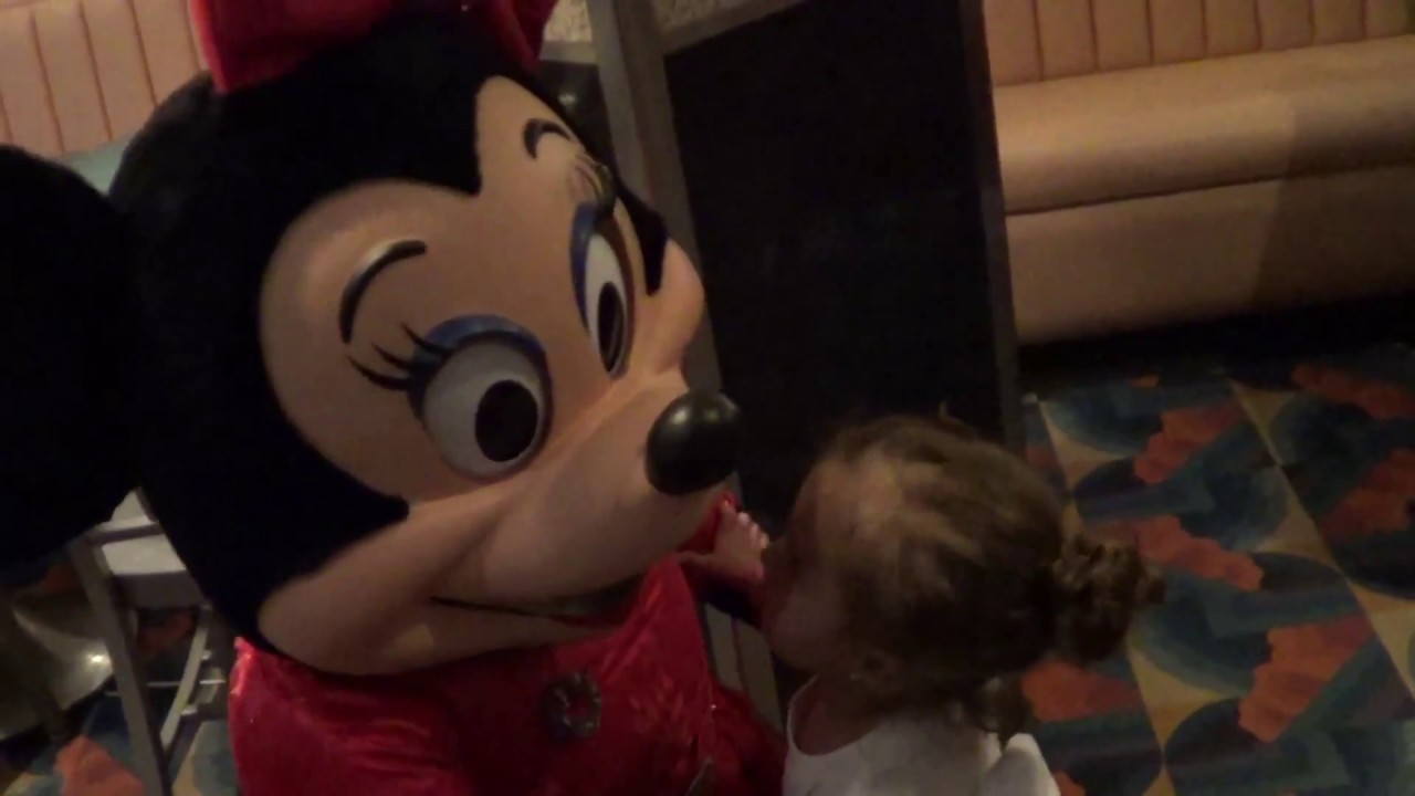 Meet and greet  Minnie Mouse Hollywood and Vine Disney World
