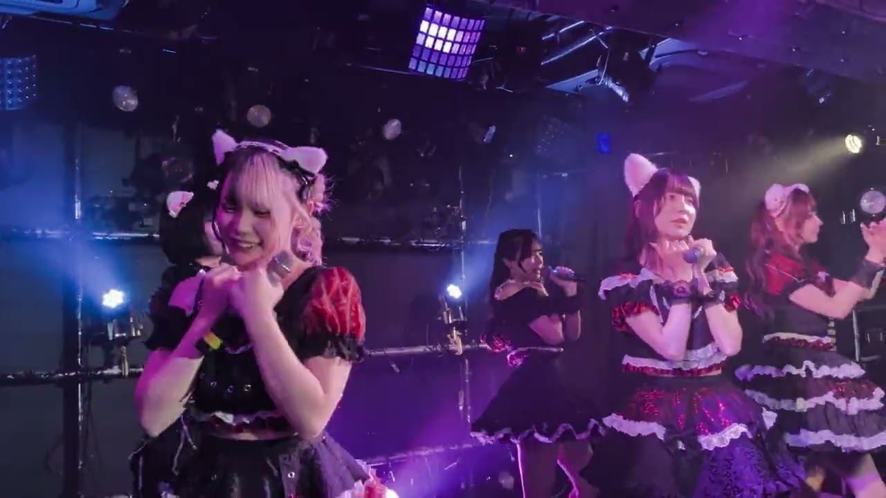 甘いものには毒がある。にゃんにゃんにゃん猫の日LIVE　渋谷DESEO　mini　ネクストカルチャーズ　🐱2月22日猫耳衣装ライブ