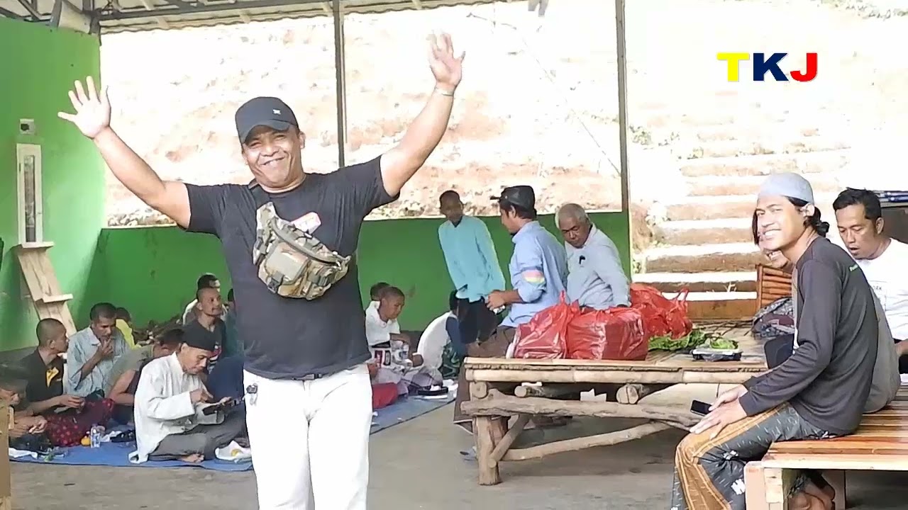 INTERAKTIF ODGJ PONPES ROUDATUL ULUM. II  BERSAMA H.JUNAEDI SEMOGA BERKAH