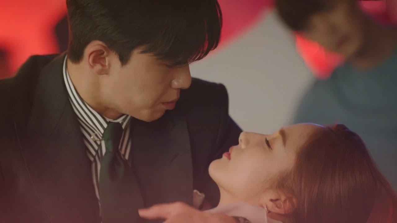 [#김비서가왜그럴까] EP10-20 박민영, 날카롭게 파고든 과거 기억에 쓰러진 미소!