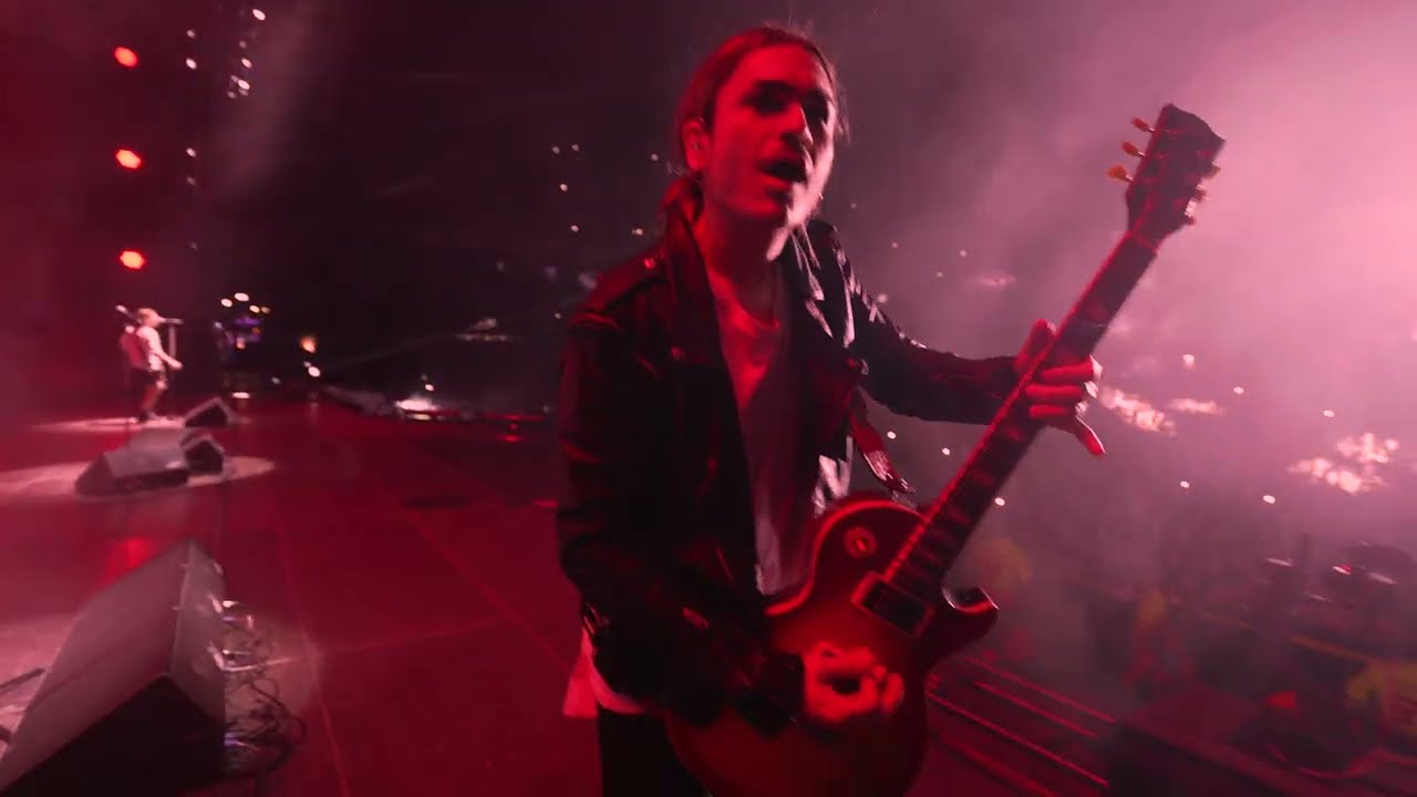 AIRBAG - Intoxicarme - Vivo en Velez (Live at Velez Stadium)
