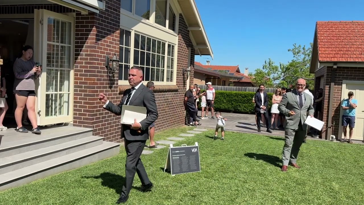 Sydney Auction: 3 Kelso St, Burwood Heights - Dib Chidiac - DC&CO - Clarence White Auctioneer