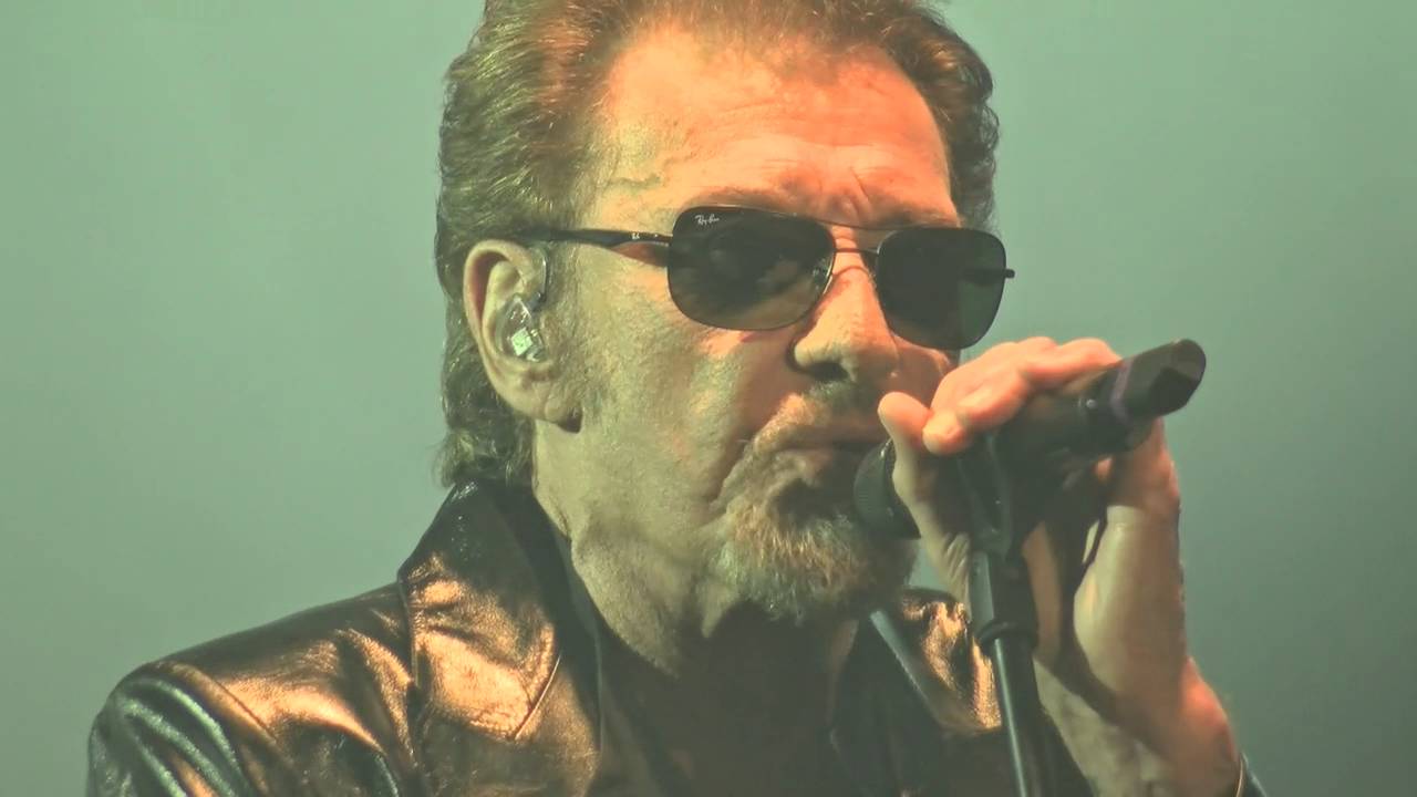 LES COULISSES - Johnny Hallyday à Nouméa - 1/2