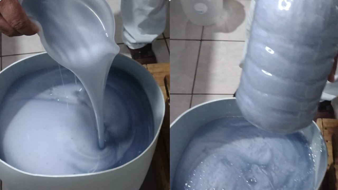 sabão líquido com sabão em pó lucre no mínimo 150 reais$$ com está cor o sabão se vende só vem ver.