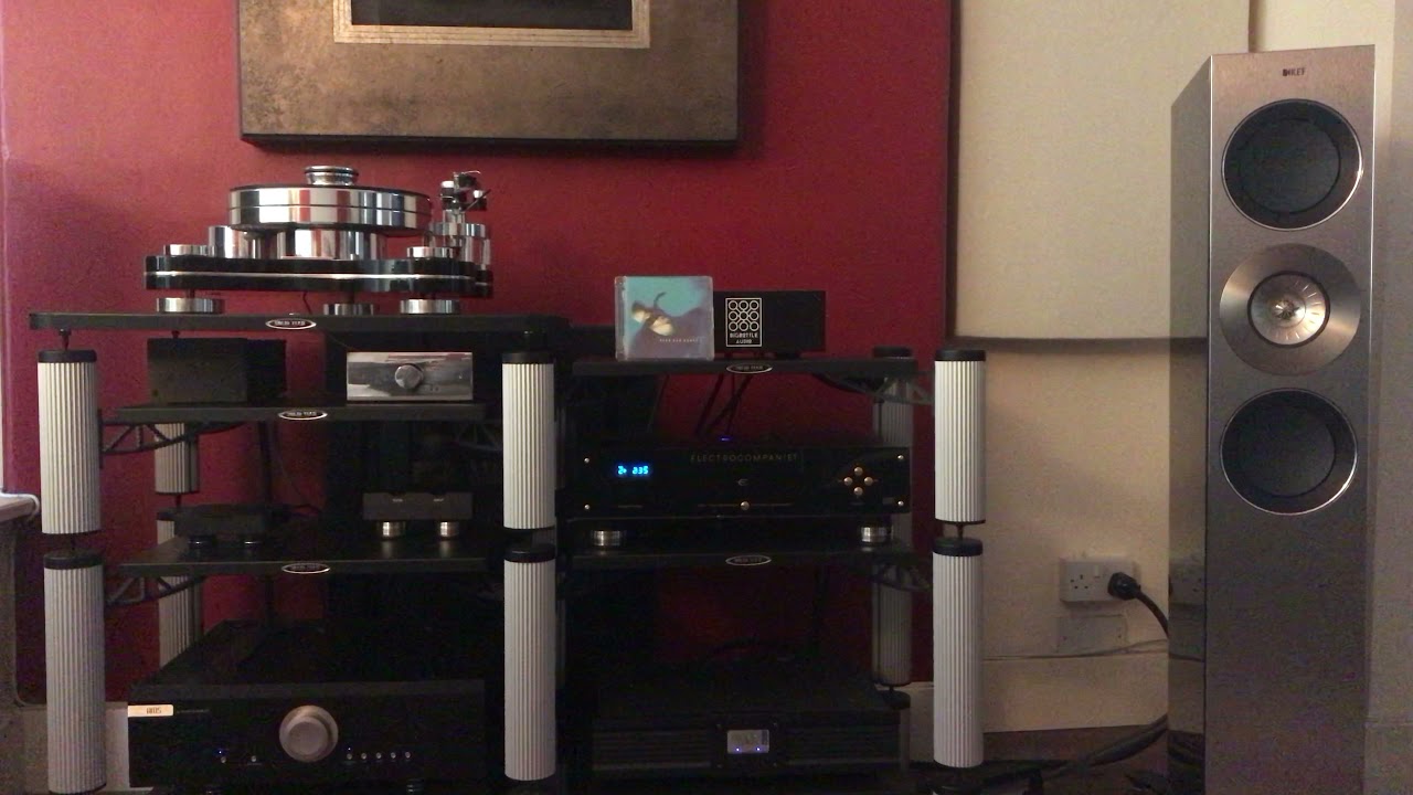 Electrocompaniet EMC 1UP + Spider Clamp cd player
