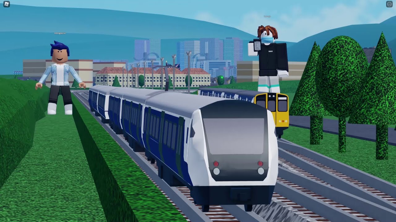 Ro Scale railway (Some) Trains at speed!