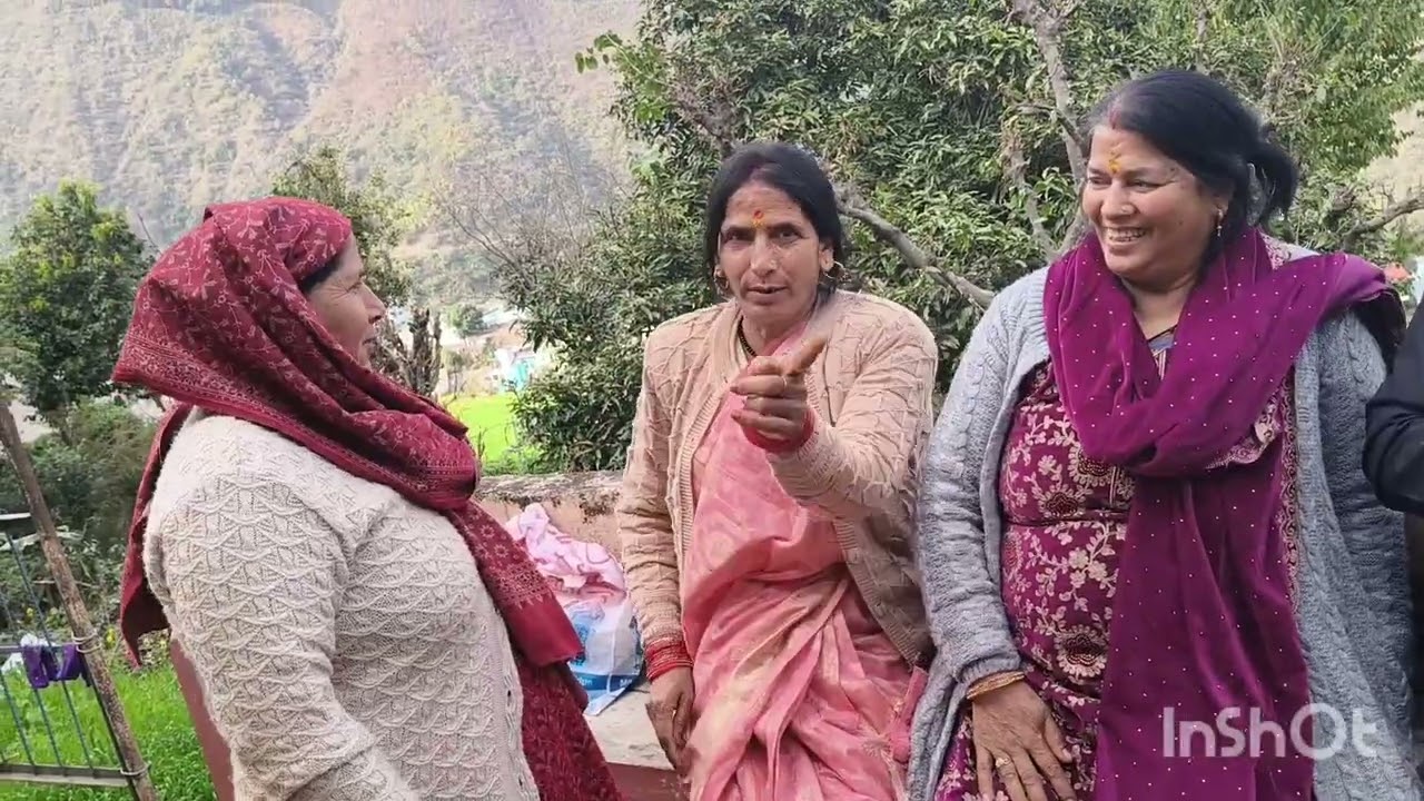 हमारी चाची जी का वार्षिक श्राद्ध था सभी बहनों से मुलाकात व पुरानी यादें ताजा 