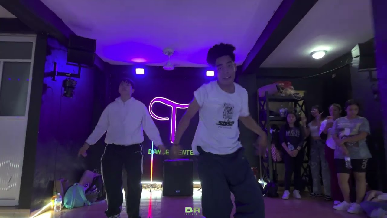 105F RMX / ANTONIO & IKER Coreografia