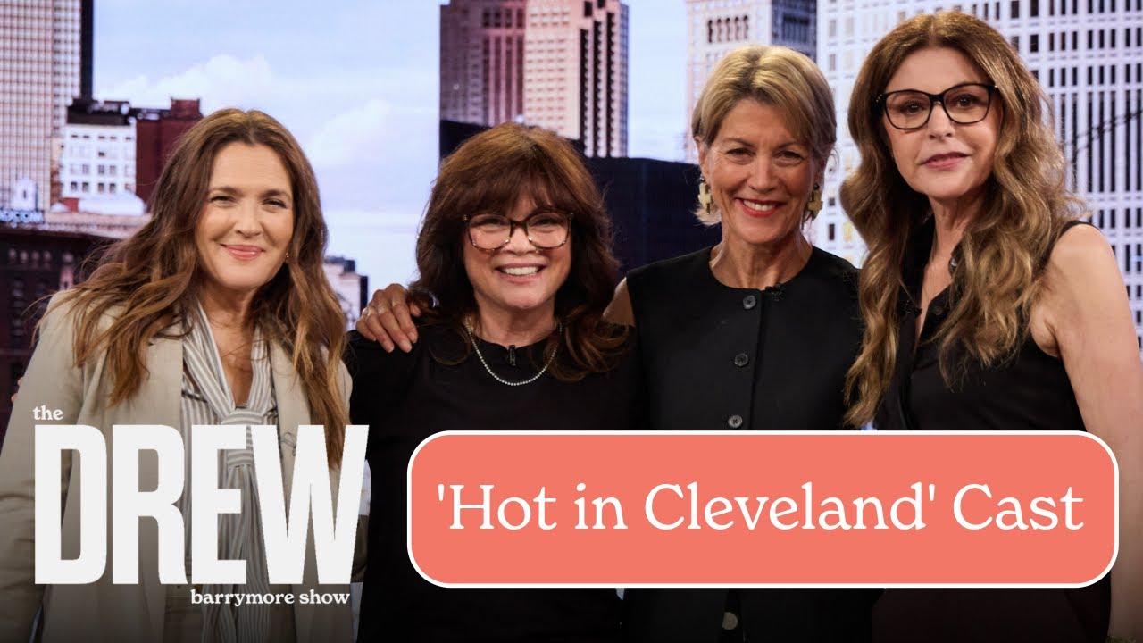 'Hot in Cleveland' Cast Reunites to Surprise Valerie Bertinelli 10 Years After Series Finale