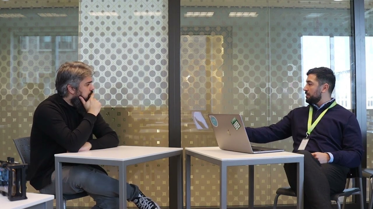 Interview met E. Eskiyenenturk - Juniper