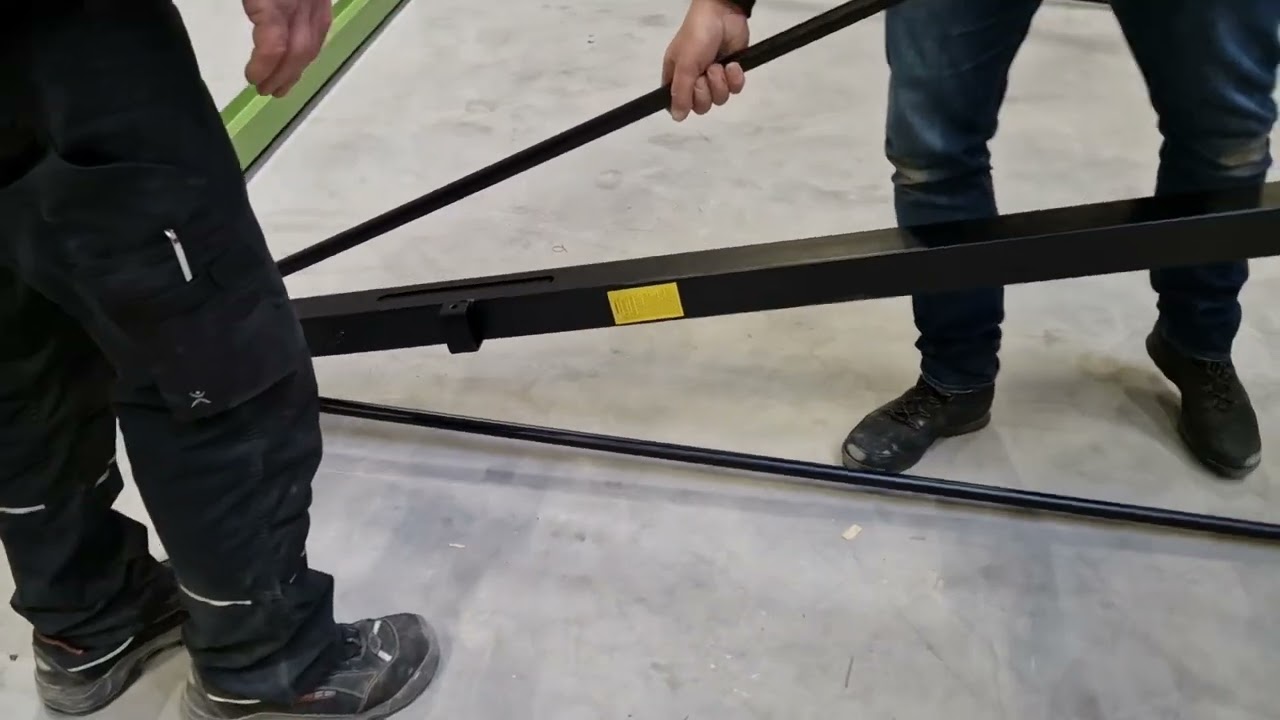 TRUTZHOLM Mobiler Portalkran mit Laufkatze 1000 kg Tragkraft Hubhöhe 2400 - 3600 mm SN 42069