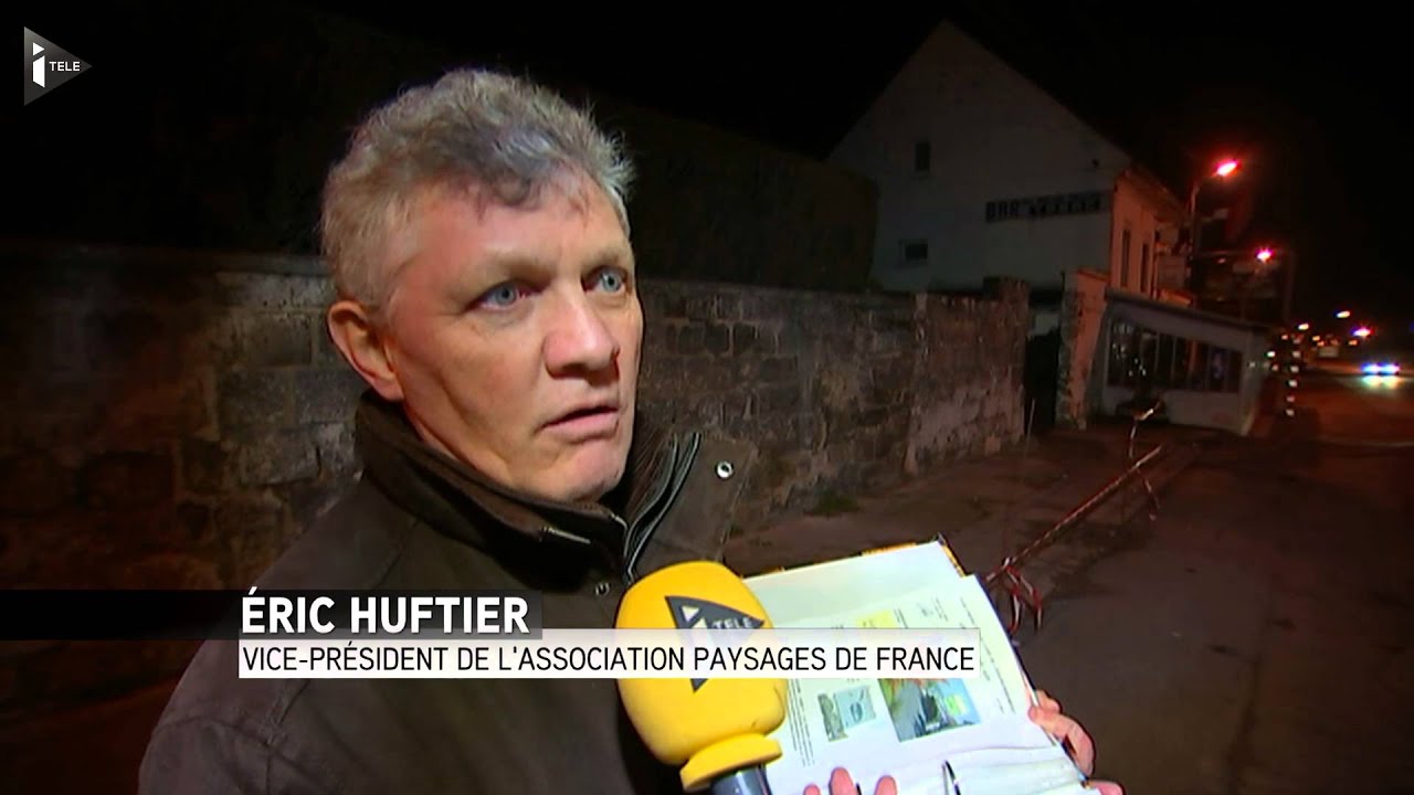 Les grands panneaux publicitaires arrivent dans les petites villes