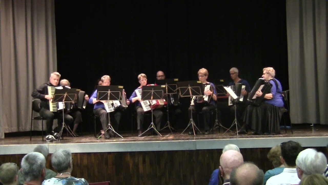 Jo Rixner_Malaga_Akkordeon-Ensemble_Hermi Kaleta