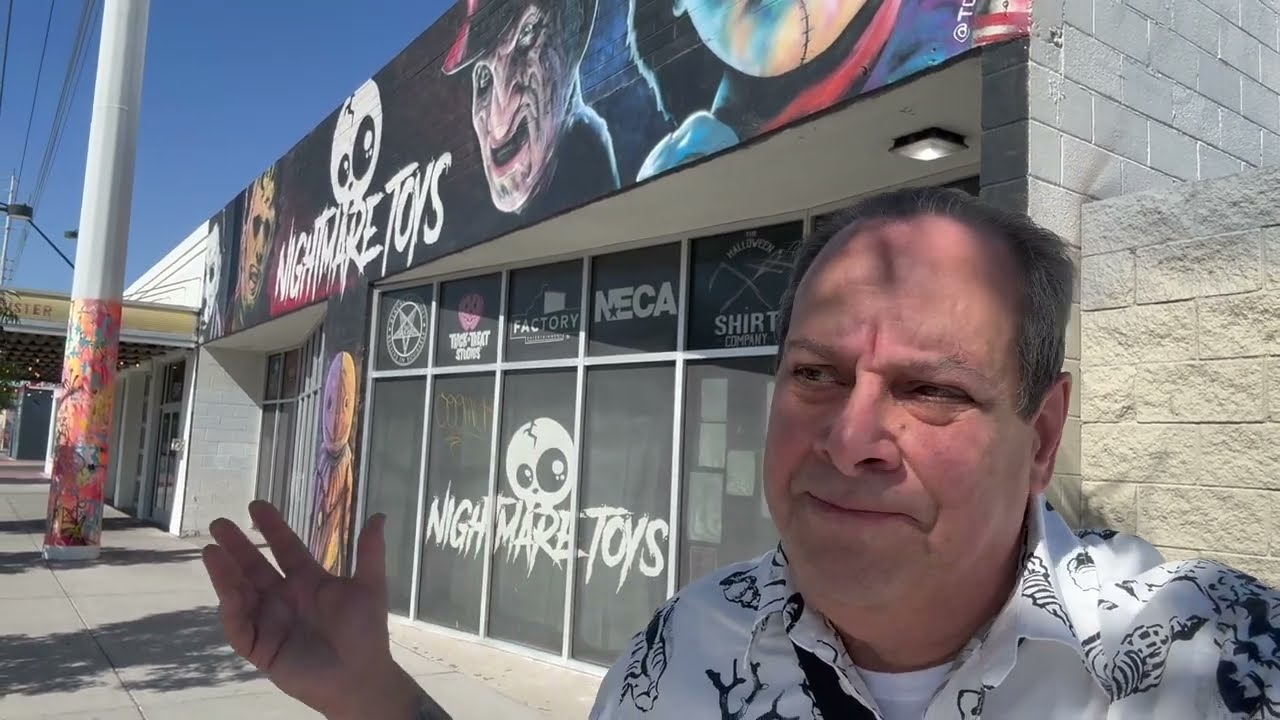 Horroritup Visits Nightmaretoys