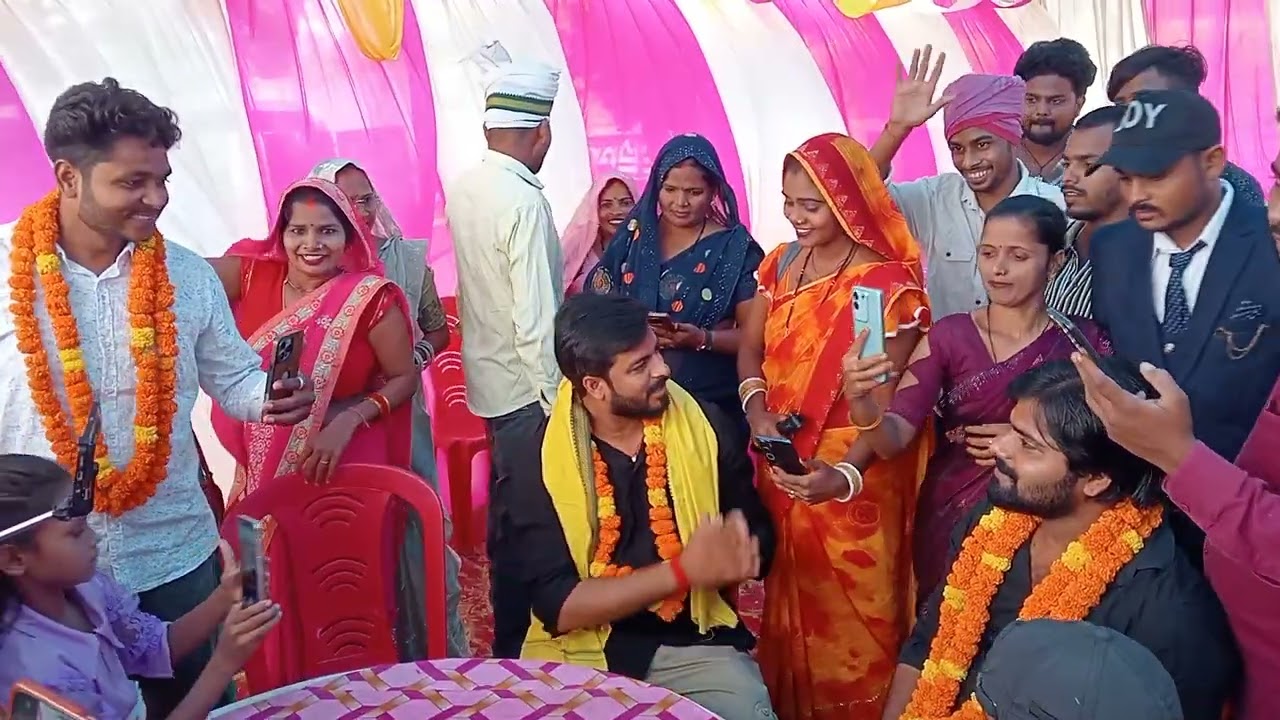 रीना यादव के घर पर उनके बच्चे के बर्थडे केशव अवसर पर बिट्टी के पापा और चाचा आए हुए हैं?#monijaunpuri