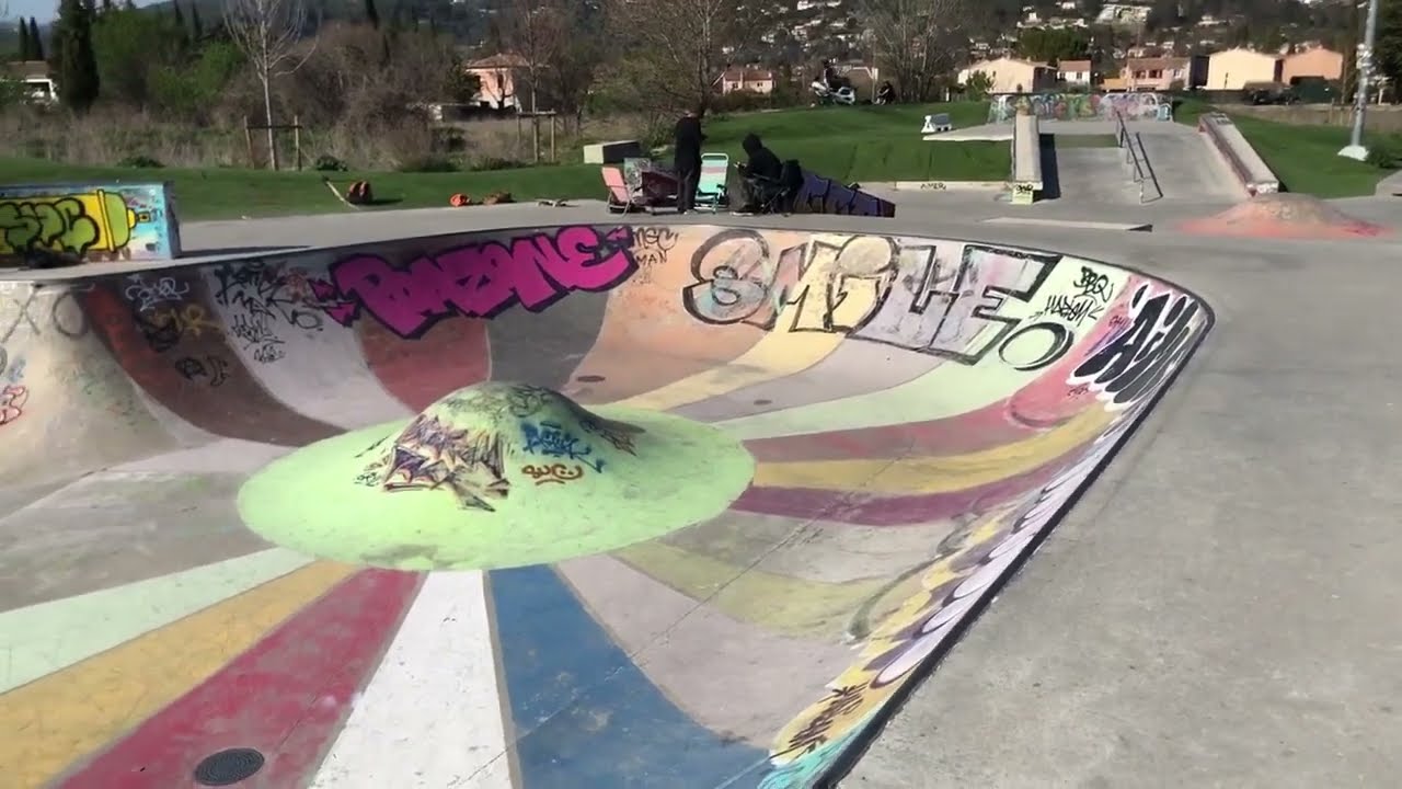 ÉNORME SKATEPARK DRAGUIGNAN !!!