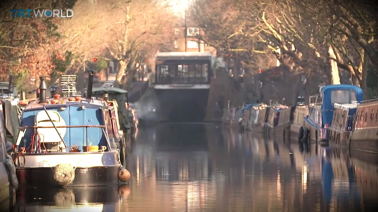 London Houseboats: Londoners find alternative living arrangements