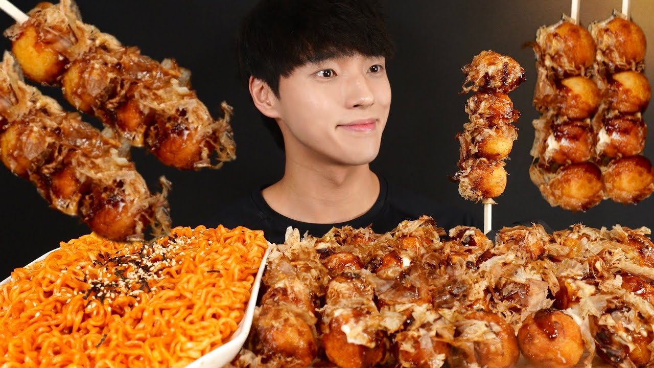 매콤한 불닭볶음면에 타코야끼 꿀조합 먹방🔥 TAKOYAKI OCTOPUS BALLS & SPICY FIRE NOODLES MUKBANG ASMR EATING SOUNDS