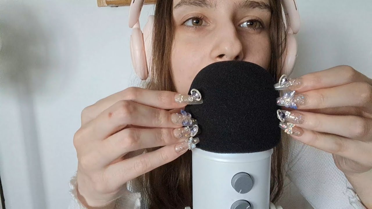 Blue Yeti mic brushing/scratching (brush, fake nails, spoolies) with rambles ASMR