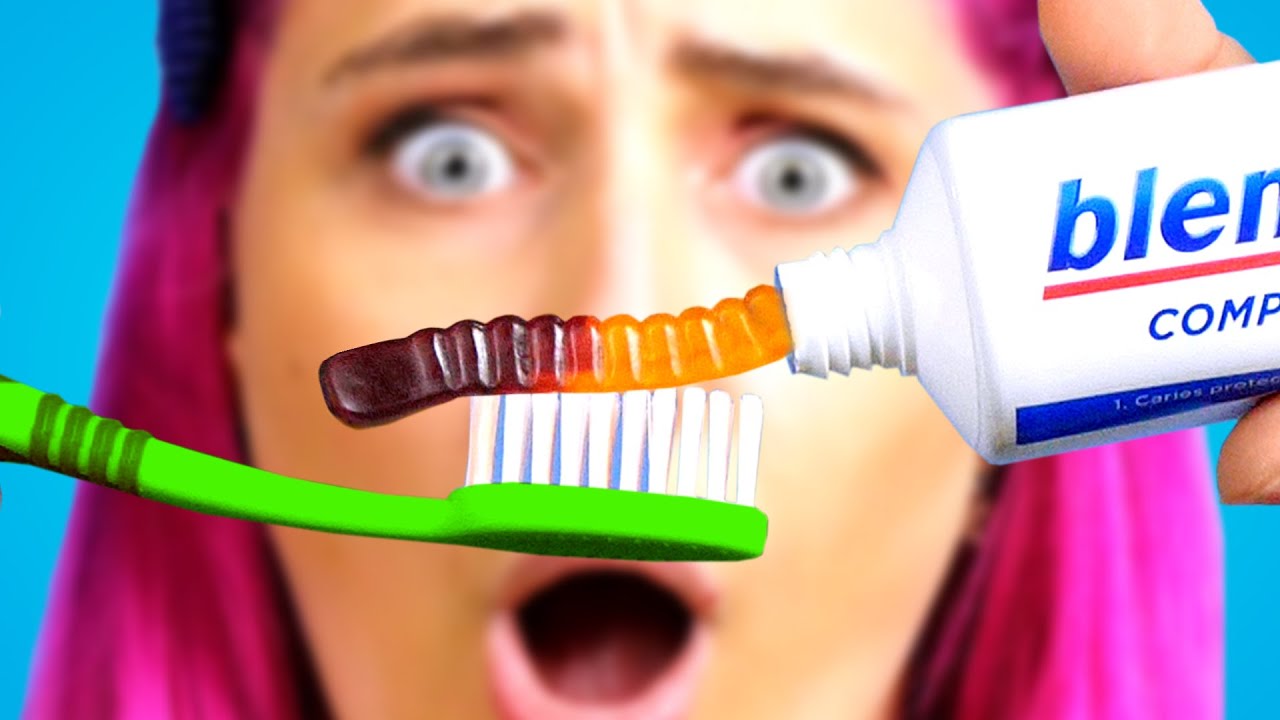 CRAZY PRANKS ON FRIENDS! 🐍 HAUS AKAN PRANK! DIY MAKANAN KOCAK DAN SITUASI LUCU