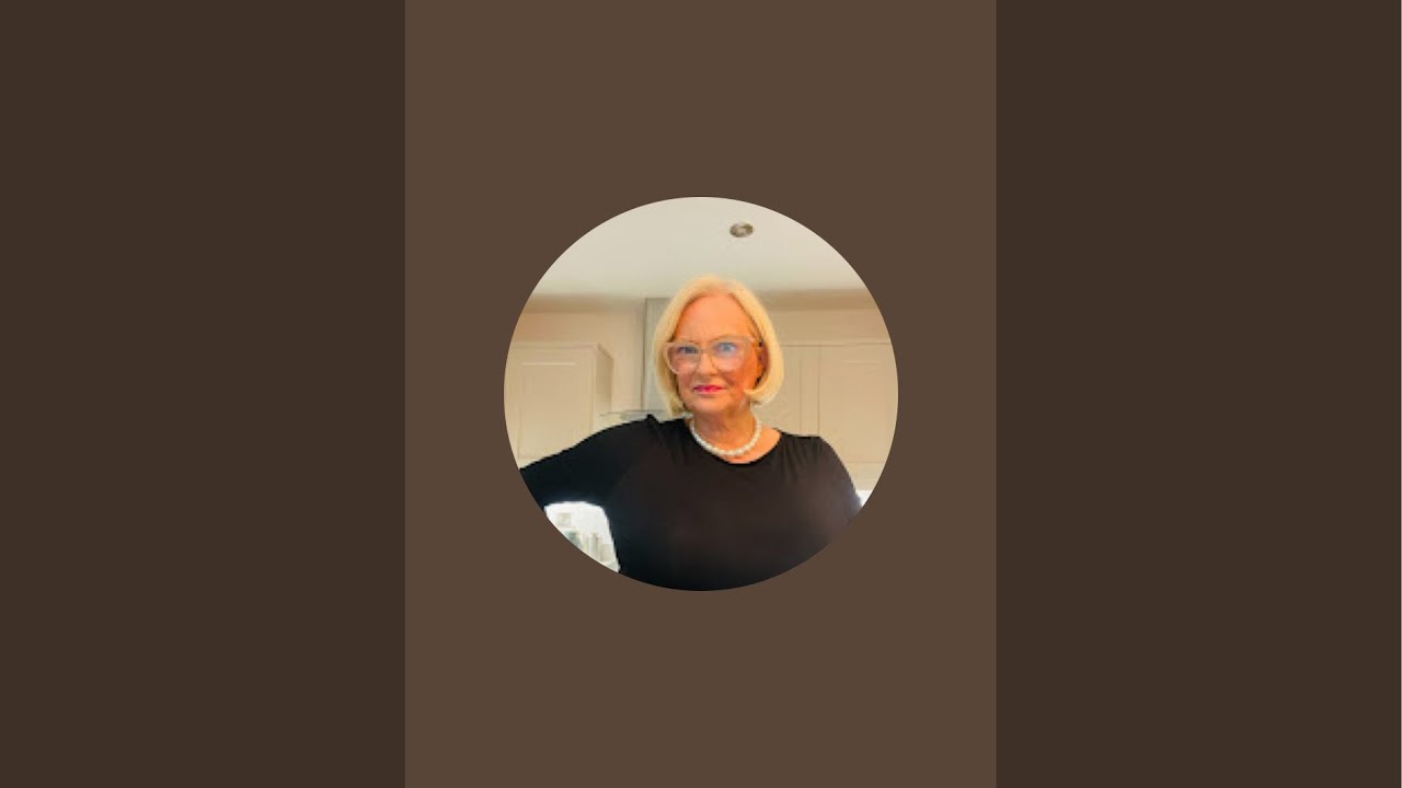 Annaadventures is live