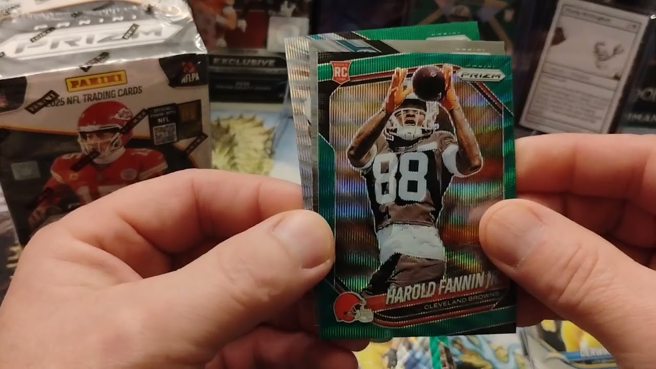 Набор Hanger & Blaster Box с коллекционной карточкой 2025 Prizm Football Retail #prizm #packopeni...