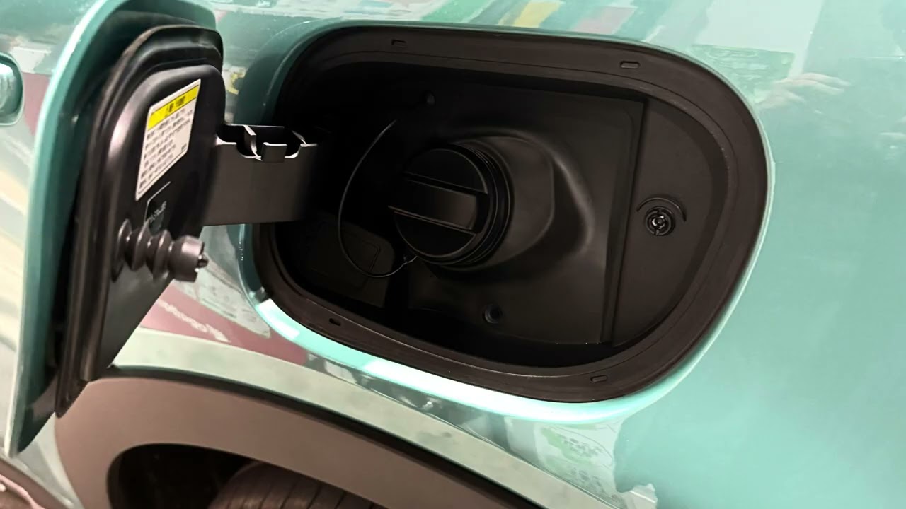 fiat600ライフ　VOL3 ルームミラーを交換。燃費、給油口、積載量を紹介します。