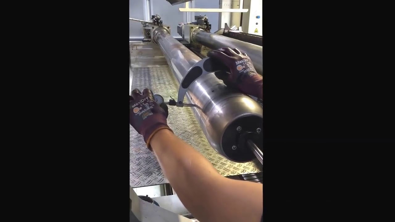 Measurement and checking of the expansion rate and clamping force