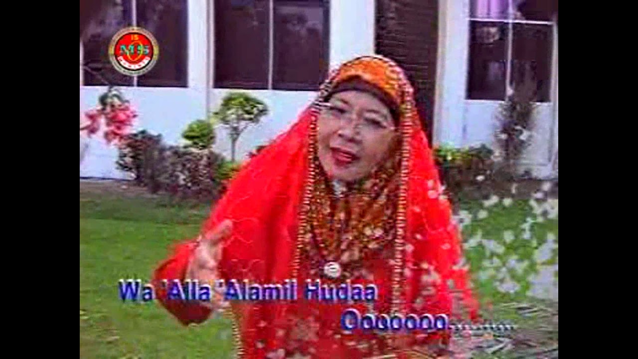 Hj  Nur Asiah Djam l |Assolaatu 'Alan Nabi