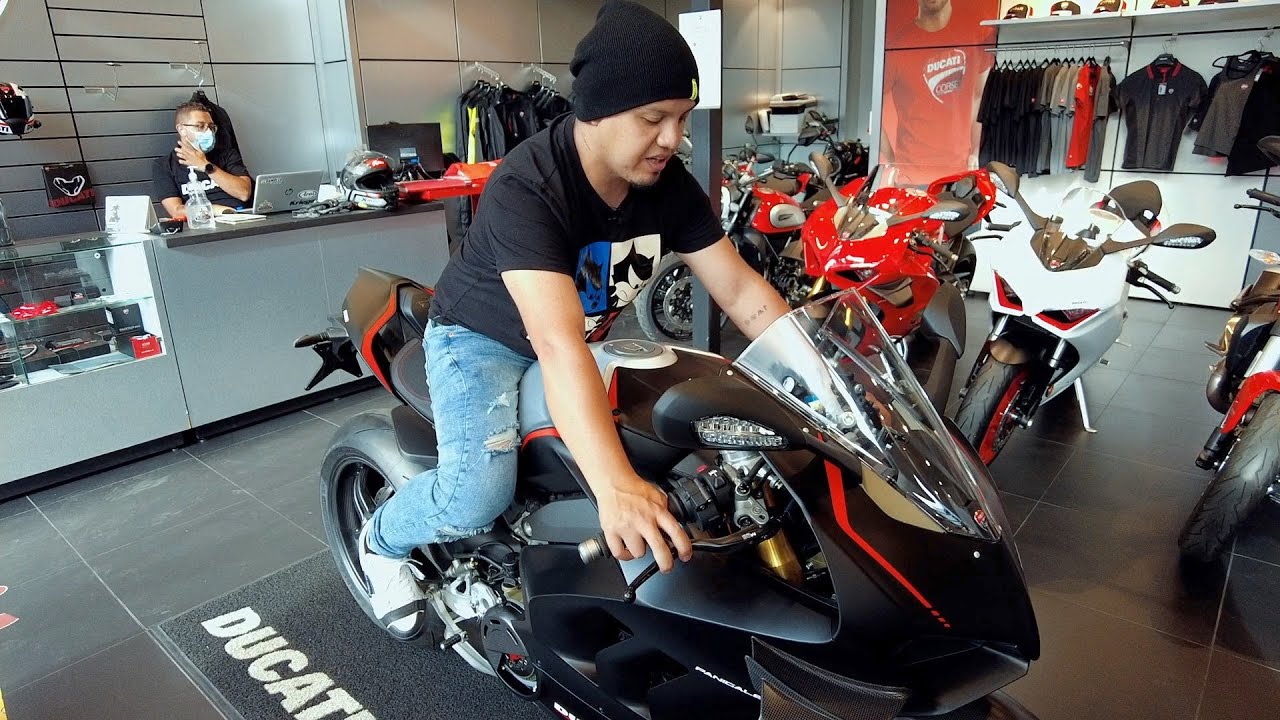 CONOCÍ una de las DUCATI más COSTOSAS que EXISTEN...🤑/ Panigale V4 sp.