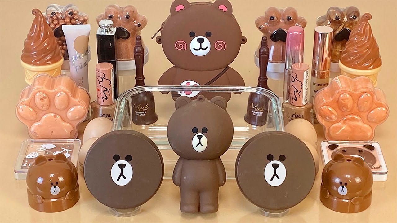 ASMR Slime 🤎🐻 Mixing ”BEAR” makeup, Eyeshadow, glitter into slime. Satisfying slime video.