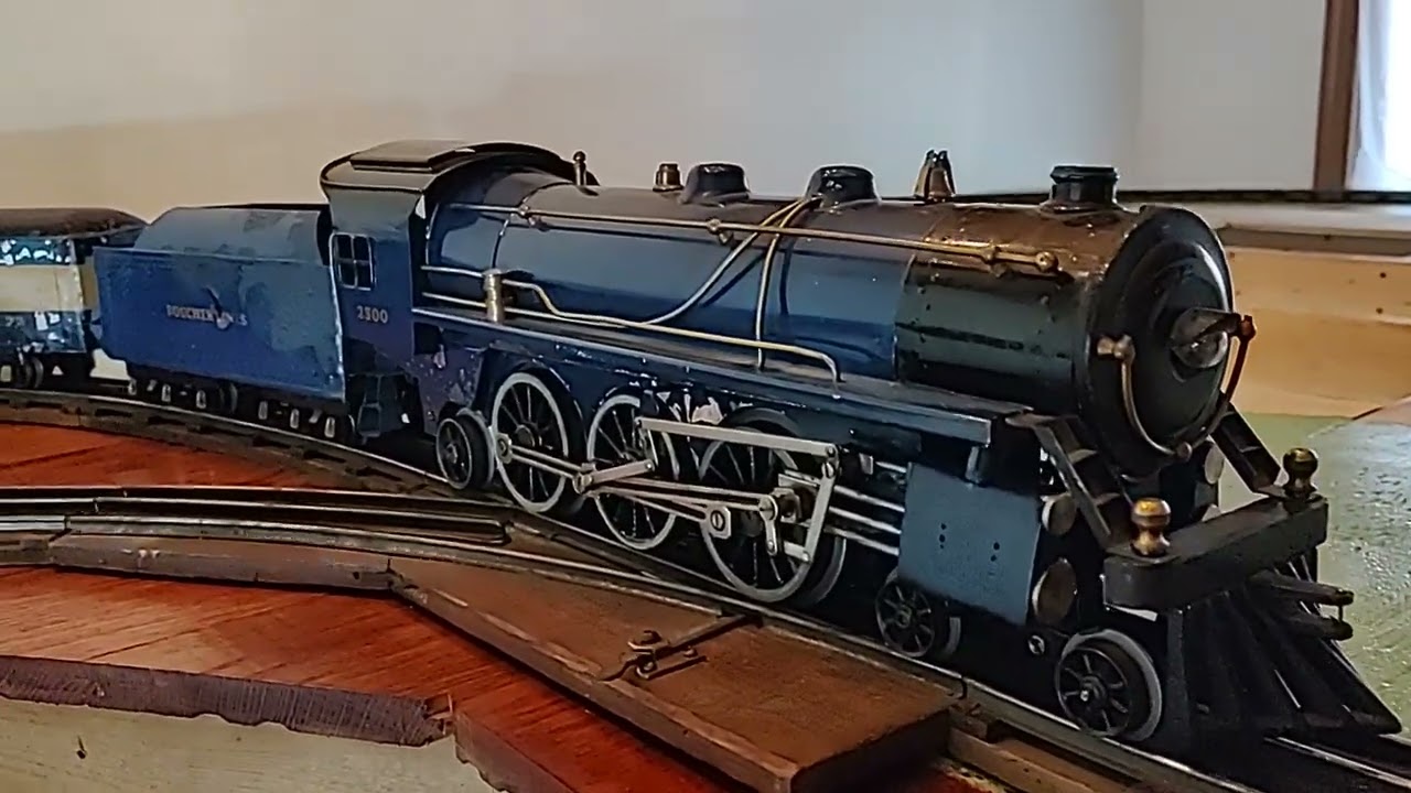 Vintage Blue Comet Standard Gauge Model Train by Boucher, NYC  1930-34 . Double motor