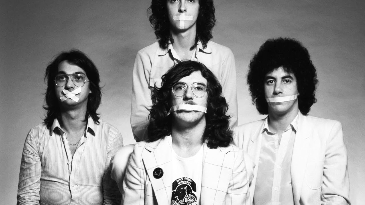 Selección de temas de Charly García/ Orquesta Típica Misteriosa Buenos Aires