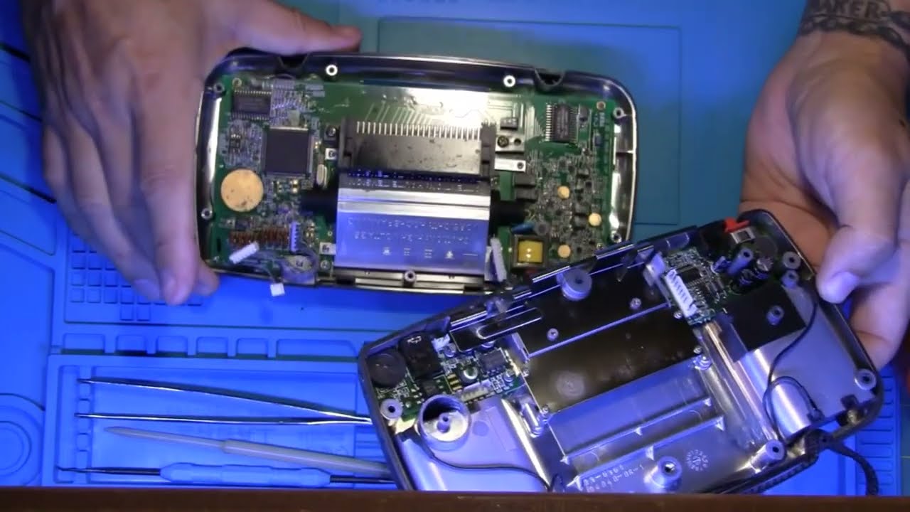 Sega Game Gear Capacitor Replacement and Refurbish