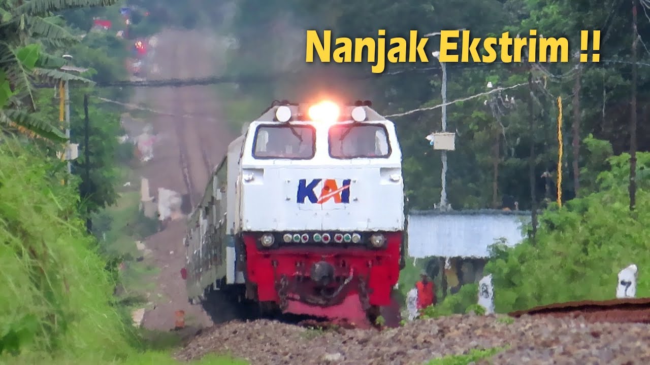 SPOT ROLLER COASTER !! Kereta Api Nanjak Di Tanjakan Ekstrim Malang