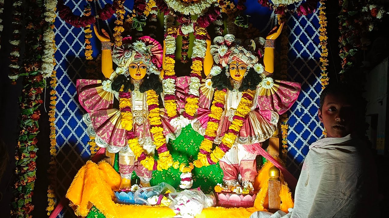 Vrindavan से दर्शन 🥰ठाकुर जी की बड़ी हाश्यप्रद् लीला 😂 today vrindavan live