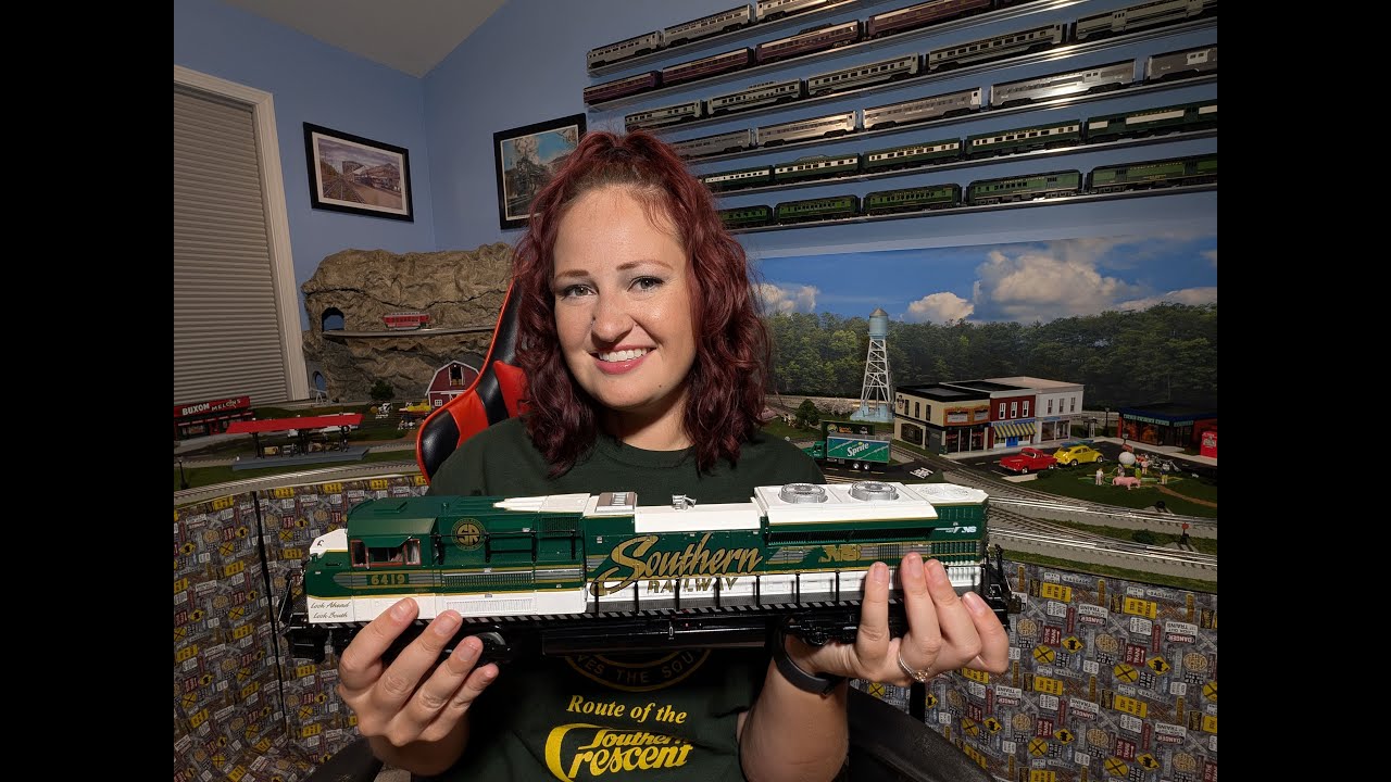 An Explosion of Color! My New Lionel Legacy Southern SD70ACE