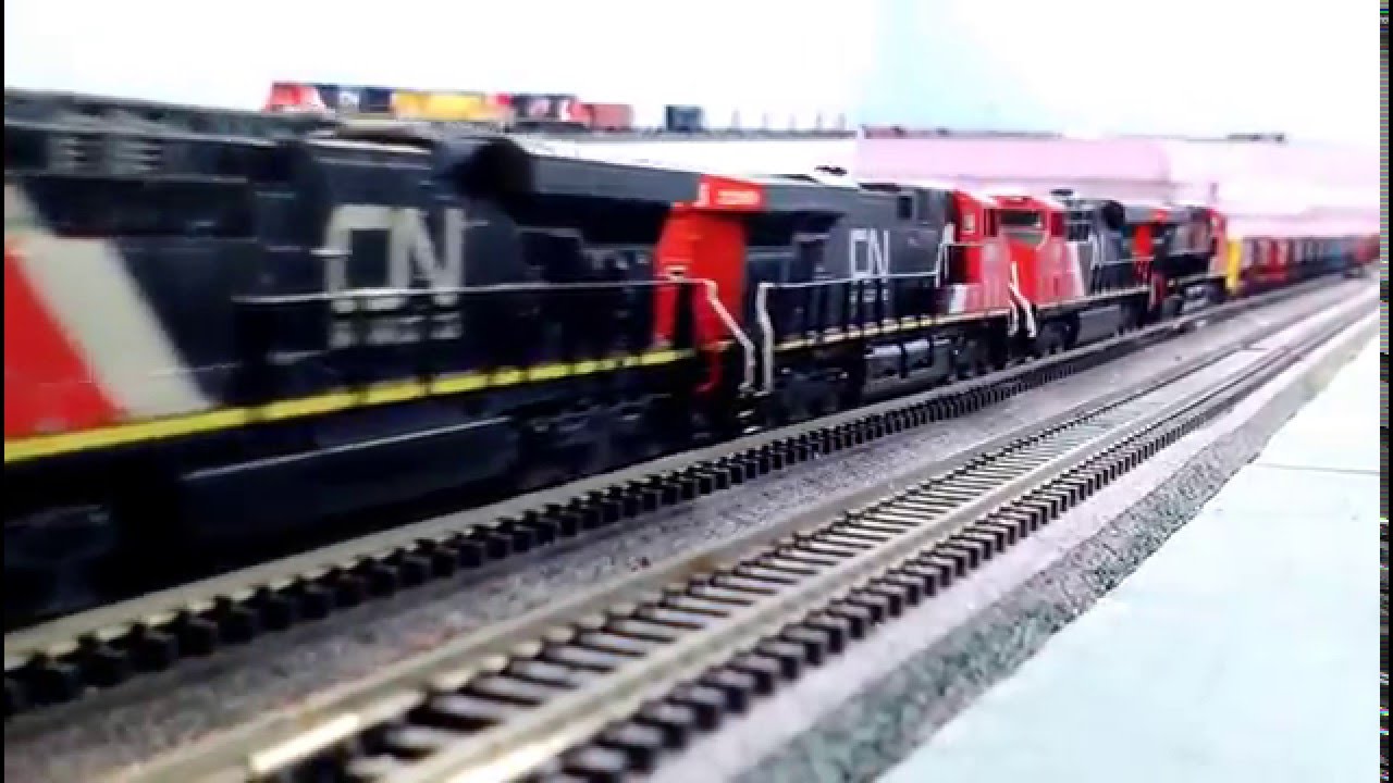 CN GEVO & 8-40C UNIT TRAINS