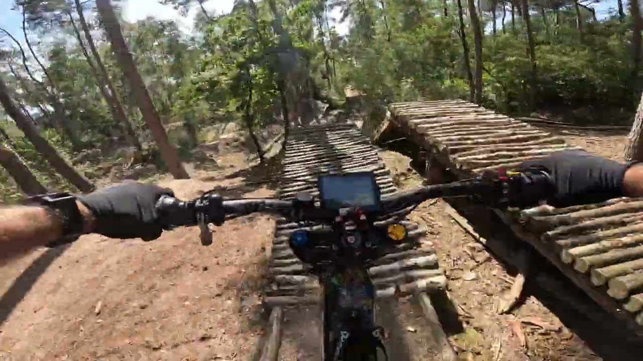 SEM Venom 2022 - Milheeze Bike Park