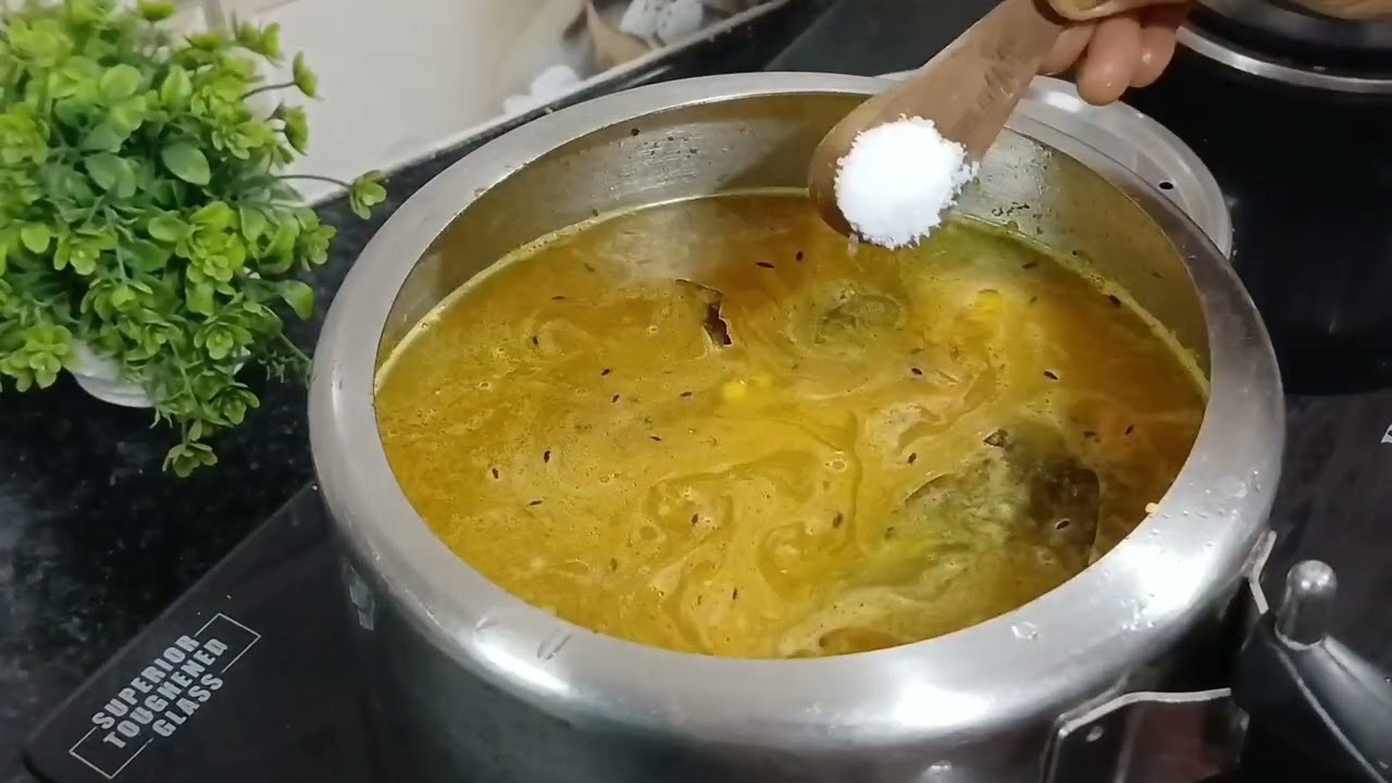 मकर संक्रांति पे अगर खिचड़ी नि बनाई तो क्या ही बनाया आज घर पे बनाए और सब मिलके खाए Khichdi Pongal