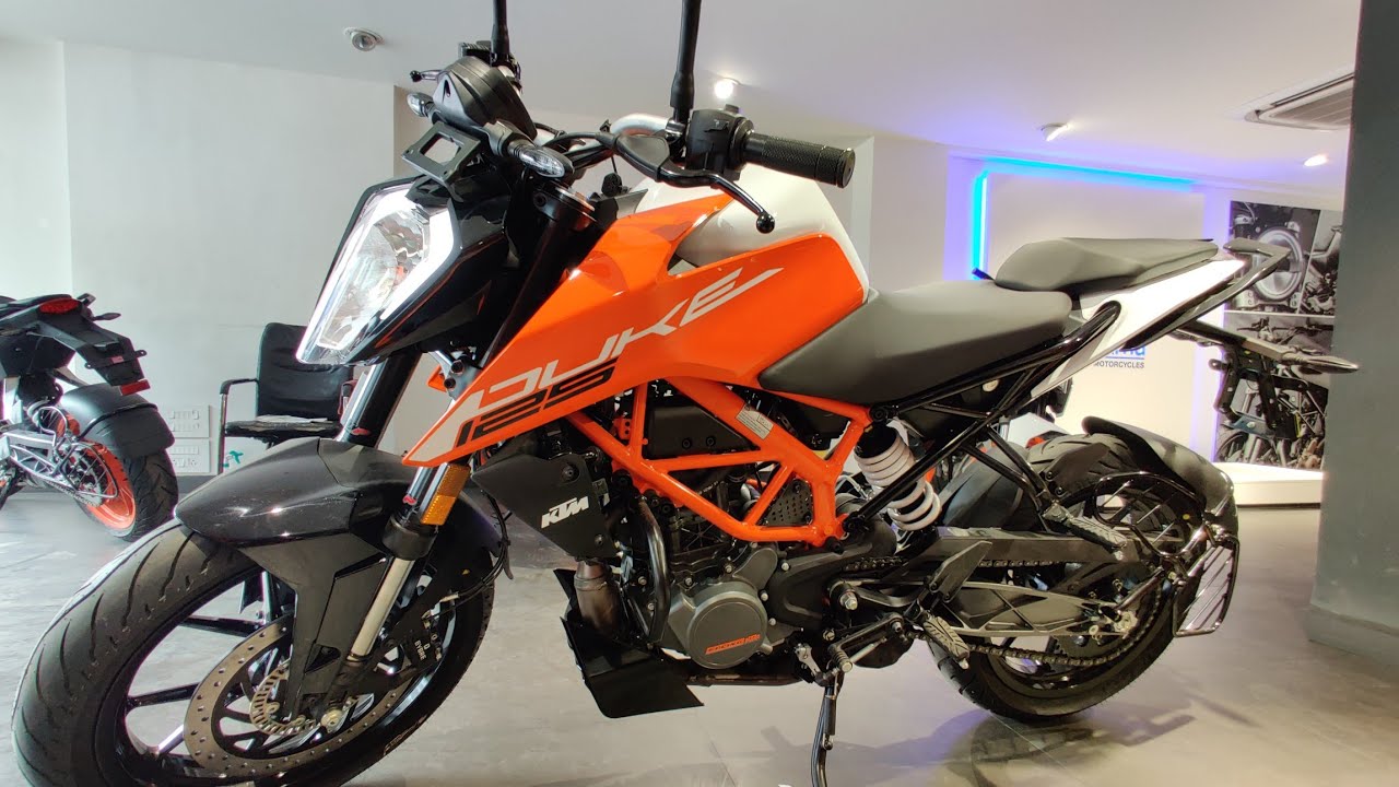 2021 New KTM Duke 125 BS6 Walkaround and detailed review 🔥 || Indorimotoroids