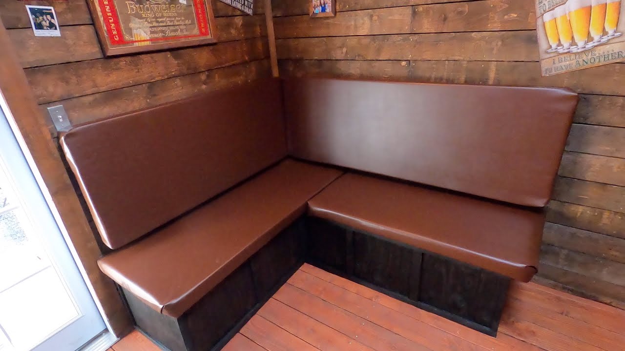 How To Build a Corner Bench - Nook - Back Yard Bar.(DIY)