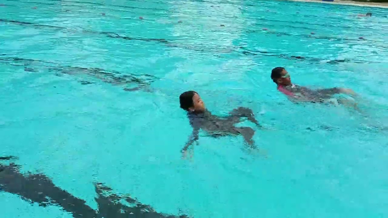 Michael taking SwimSafer Gold (Stage 6) test @ Clementi swimming pool - 1 Jun 2023 - part 2 of 3
